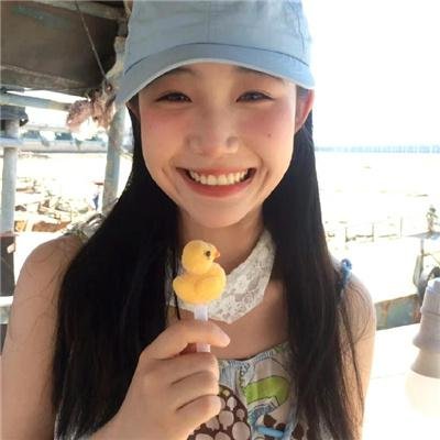 蜡笔小新:小白的屁屁炸弹